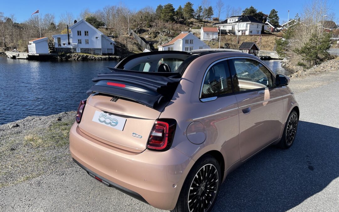 Elbil og cabriolet? Ja! Fiat 500!